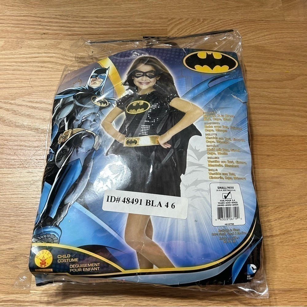 Batman Batgirl Dress Costume Sparkle Tutu Small 4-6 Halloween Superhero Cape